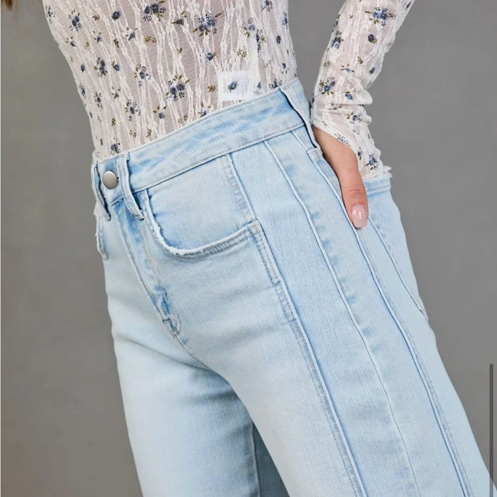 High Rise Barrel Light Blue Women's Jeans - Picture 5 of 5